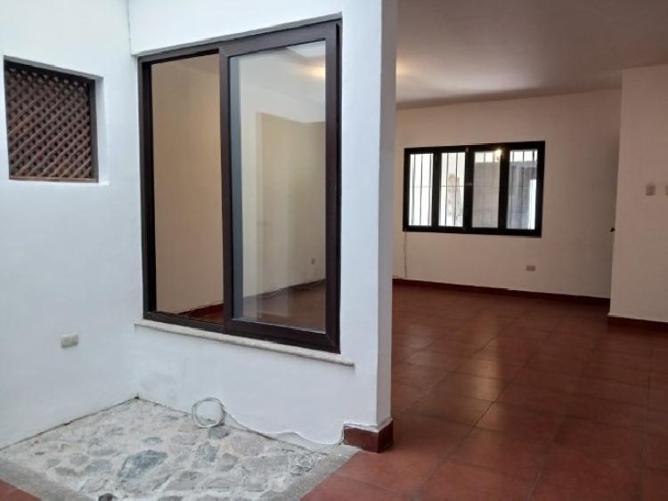 Casa en Venta Jocotenango a 3 Kilómetros de Antigua