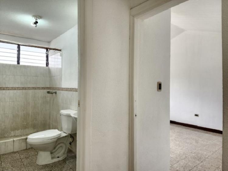 Casa en Venta en Condominio sobre Bulevar San Cristóbal