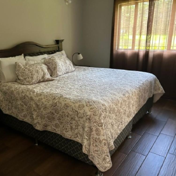 Casa Amueblada en Renta Hacienda Country Club