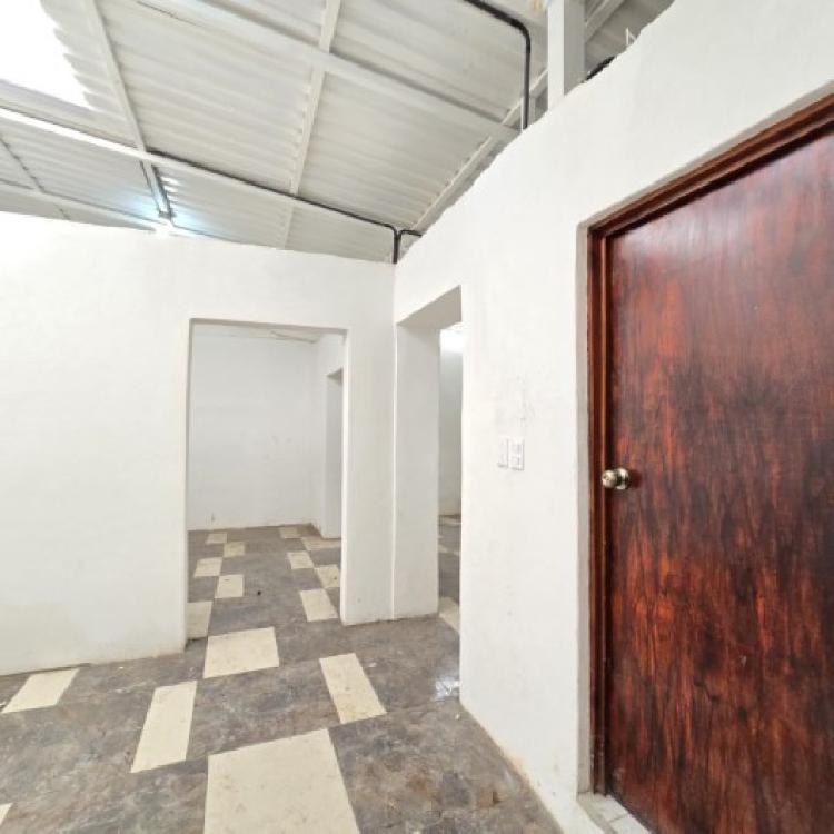 Casa en Venta Zona 11 Carabanchel Ideal para Inversión