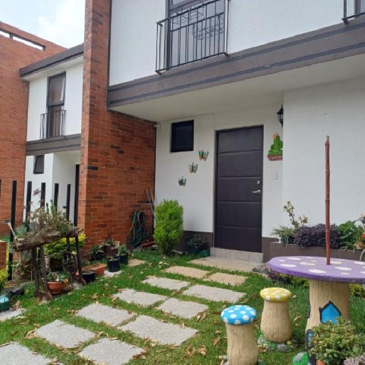 Casa en Venta Senderos del Comendador Ciudad Vieja