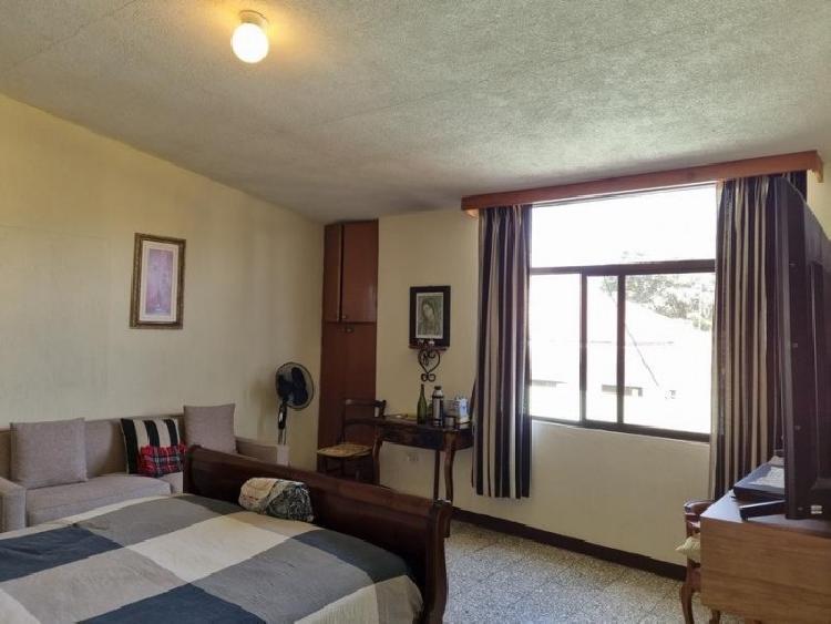 Casa y Apartamento en Venta San Cristóbal, sin garita.