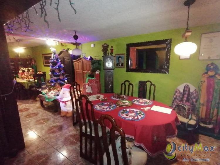 Casa Grande en Venta en San José El Placer Villa Nueva