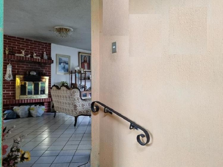 Casa en Venta San Cristóbal con amplio terreno