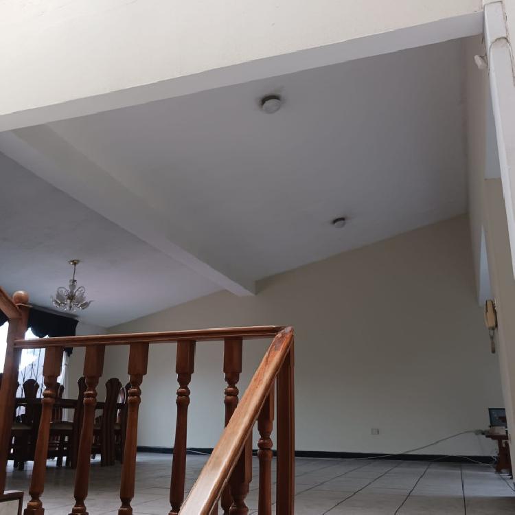 Casa en Renta en Boulevard San Nicolás Zona 4 Mixco 