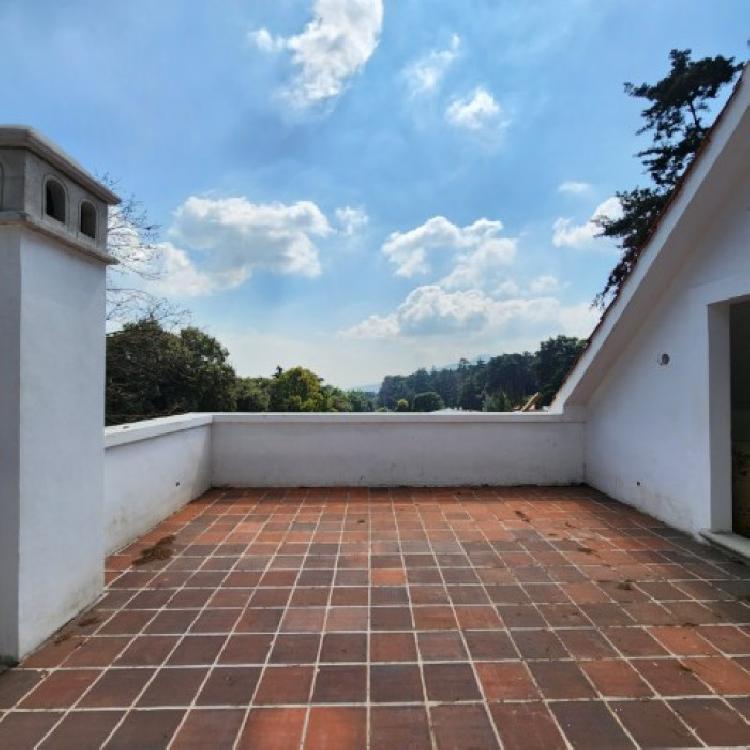 Casa Amplia en Venta Zorzoyá San Lucas Sacatepéquez