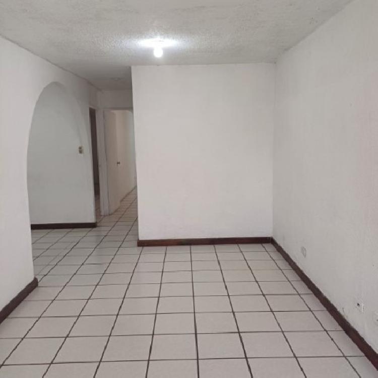 Casa en Renta Paisajes de San Cristóbal Zona 8 Mixco