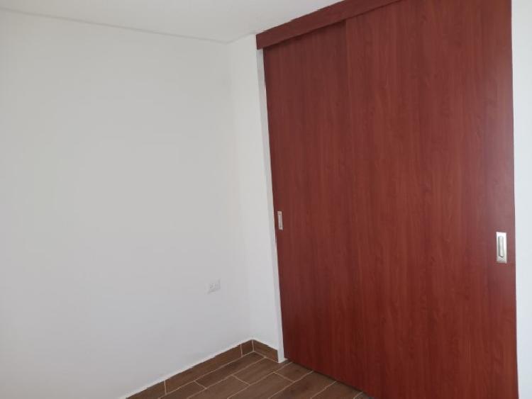 Apartamento nuevo en renta en Senderos Zona 16 Ciudad 