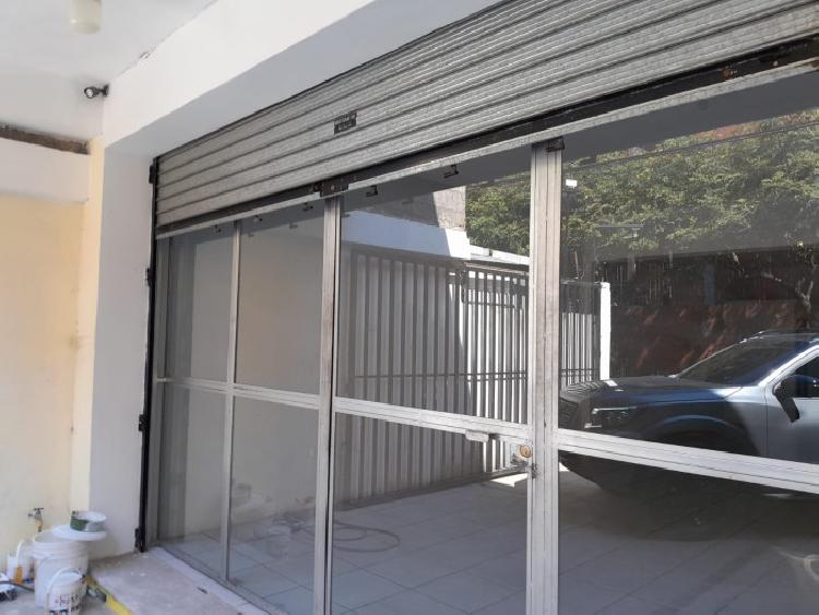 Local Comercial en Renta Zona 11 frente a Miraflores