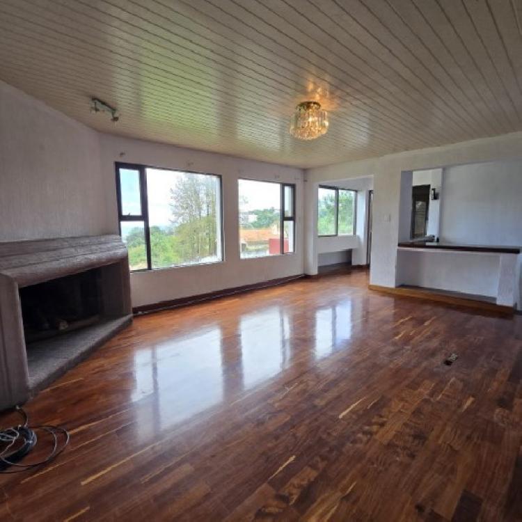 Casa en Venta en Montebello, Carretera a El Salvador