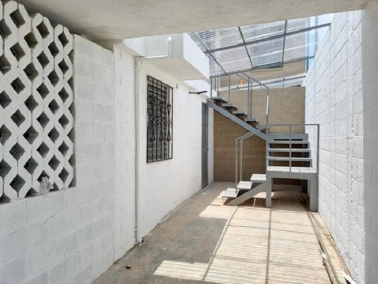 Apartamento en Renta en Segundo Nivel en San Cristóbal 