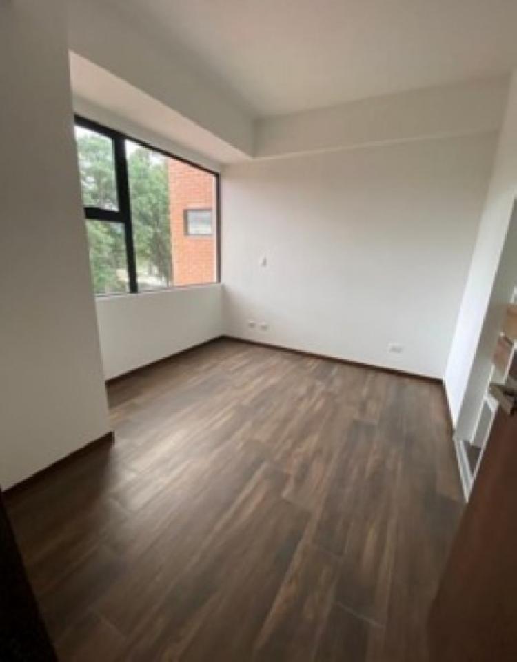 Apartamento en Venta y Renta Zona 10, Ciudad Guatemala