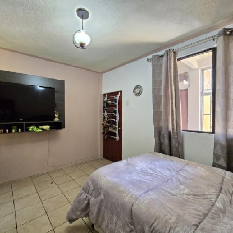 Casa en Venta Zona 11 Carabanchel