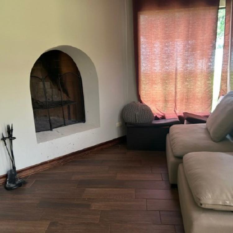 Casa Amueblada en Renta Hacienda Country Club