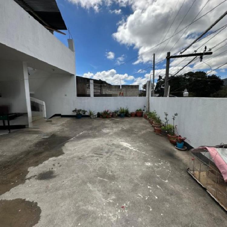 Casa en Venta para uso comercial San Lucas Sacatépequez