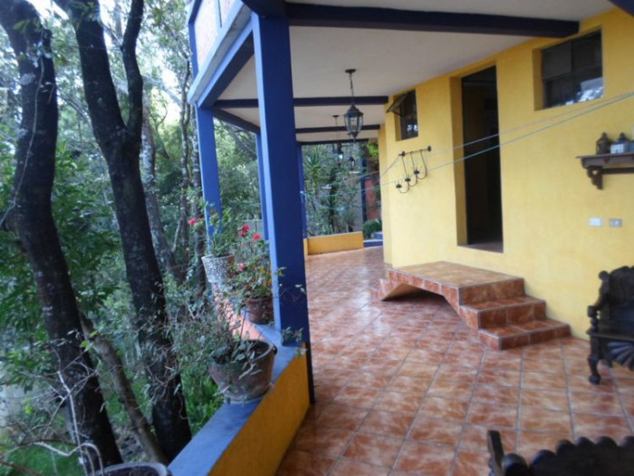 CASA EN VENTA KILOMETRO 21.5 MIRALVALLE CARRETERA SAN LUCAS GUATEMALA