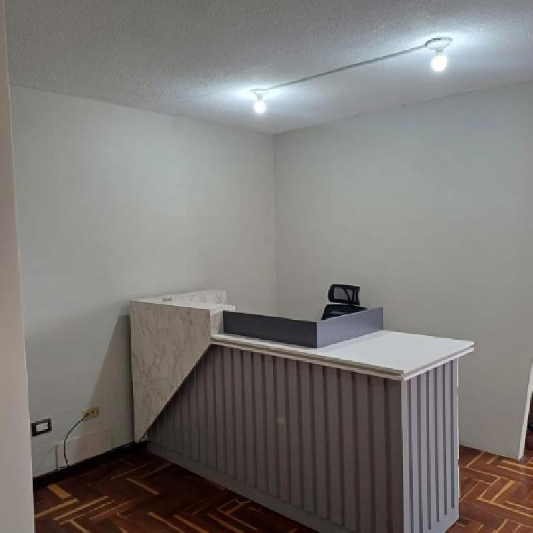 Oficina en Renta Zona 11 Condominio María José