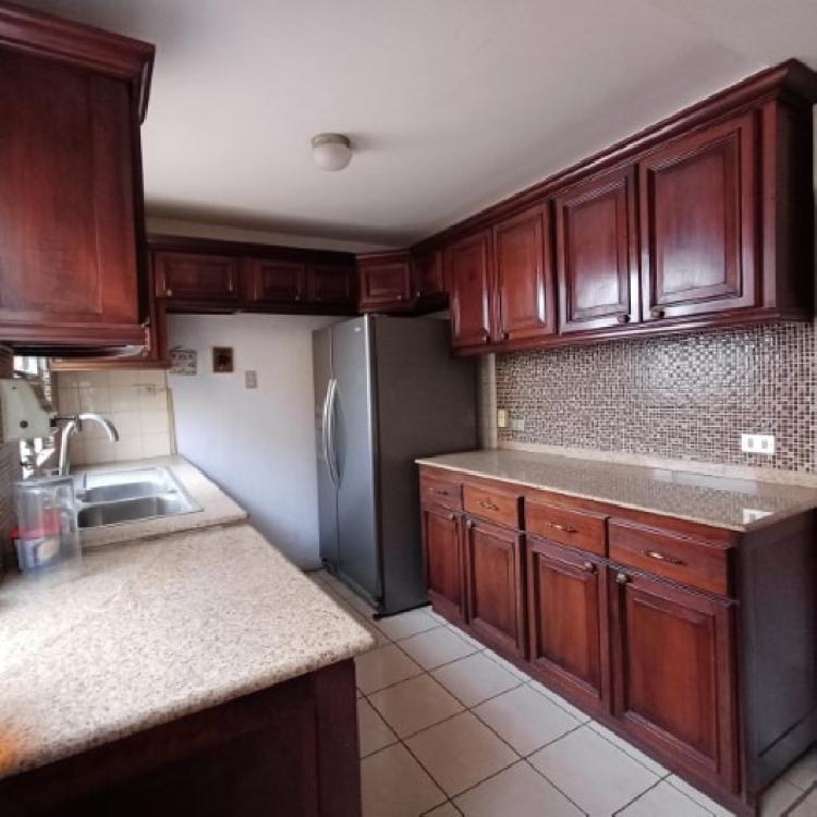 Casa en Venta en Colonia Monte Verde Zona 4 Mixco