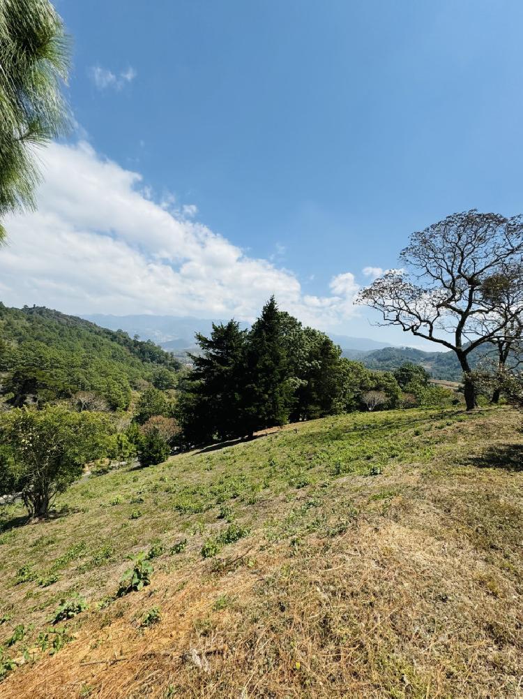  Venta terreno en El Pulté zona 16