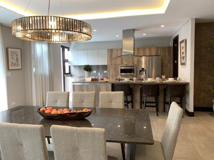 Exclusivo Apartamento Tipo Boutique en Venta en Zona 14