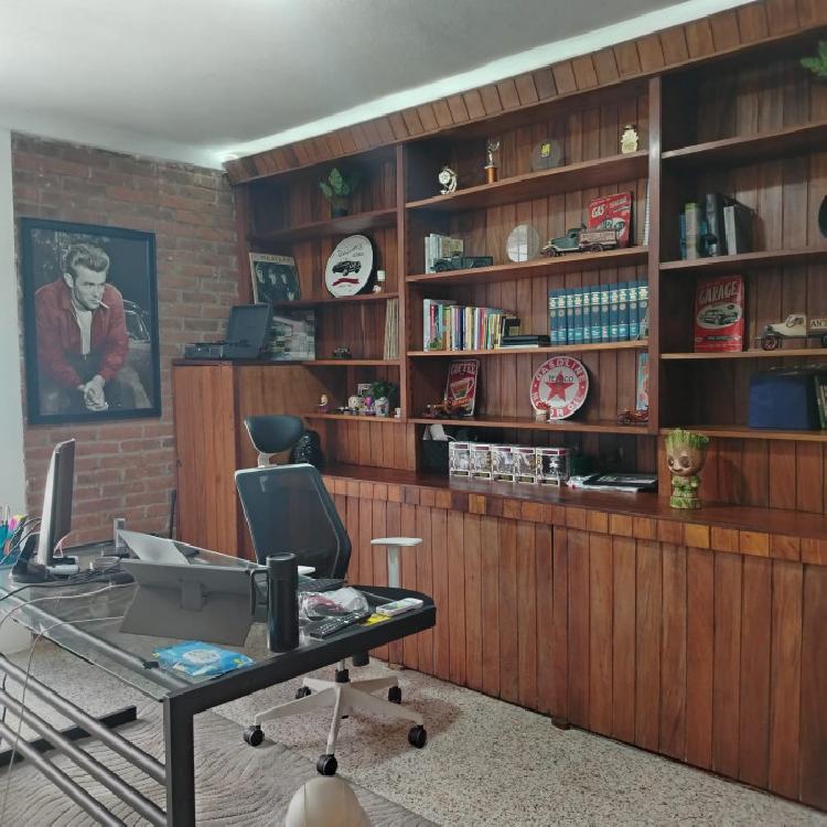 Venta de casa en Colonia Miraflores Sur zona 11