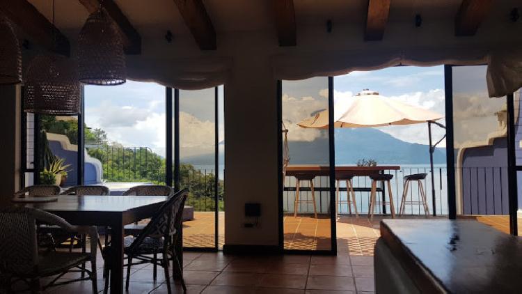 CASA VACACIONAL EN VENTA Y RENTA EN ATITLAN