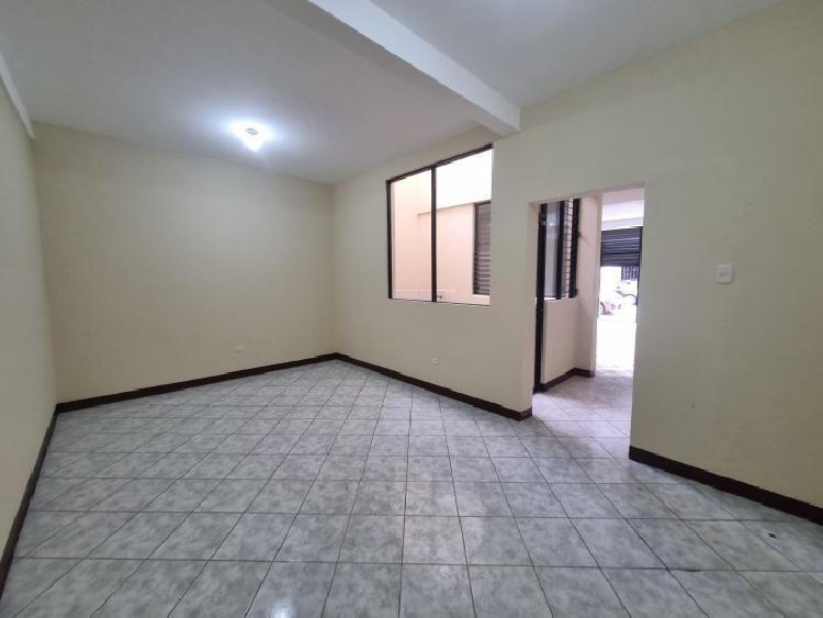 Casa en Renta en zona 1 uso comercial