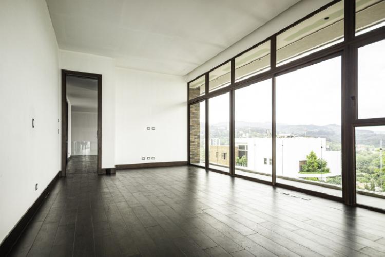 Apartamento Penthouse en Venta o Renta en Zona 15