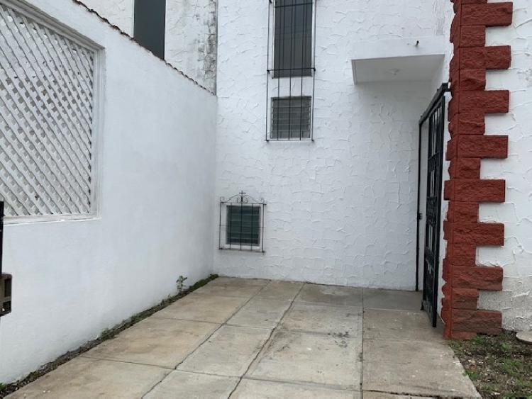 ALQUILER de Casa en Condominio bajando Villalobos