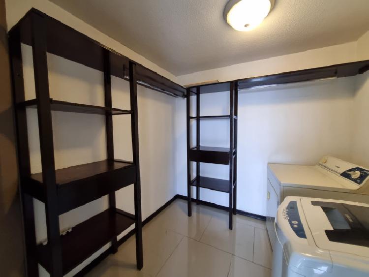 Apartamento en renta zona 15 Vista Hermosa 2 nivel alto