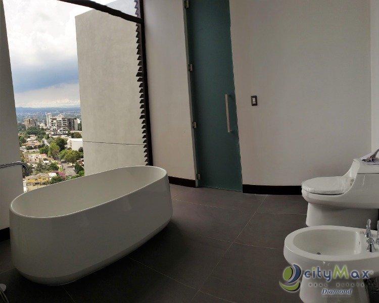 EN VENTA hermoso Penthouse NUEVO en zona 15 VH1