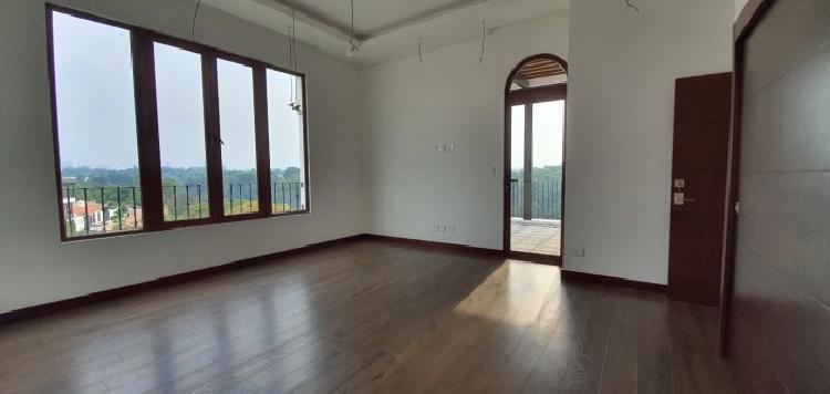 Apartamento de 248m2 Renta Gardenias de Cayalá Zona 16