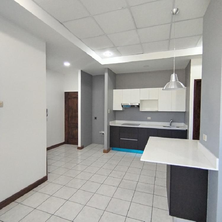 Apartamento en Renta en Zona 5 Colonia Vivibien