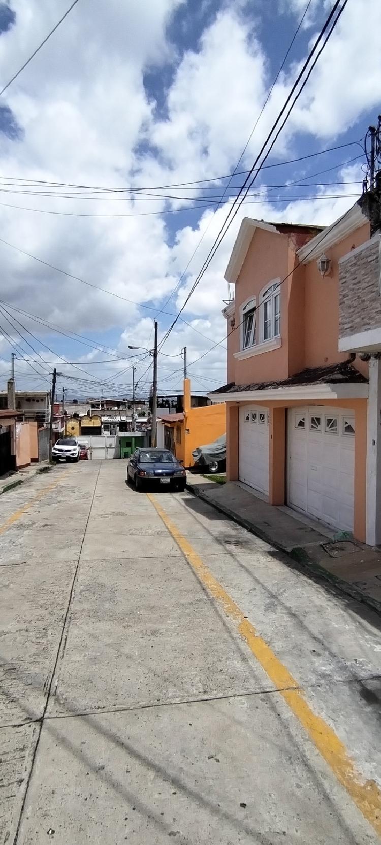 Alquiler Casa en condominio Zona 10 de Mixco