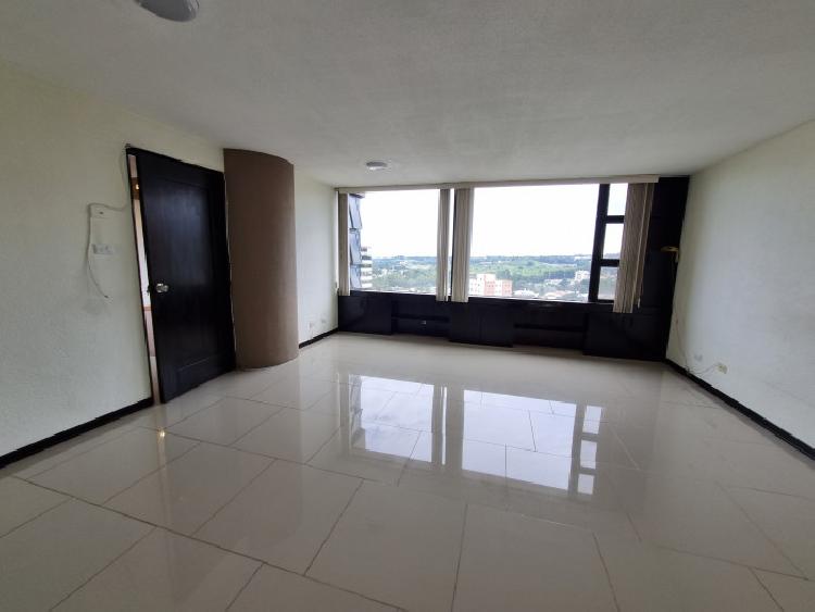 Apartamento en renta zona 15 Vista Hermosa 2 nivel alto