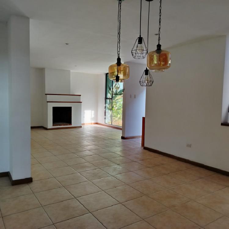 Casa en Renta condominio km 19.5 Carretera al Salvador