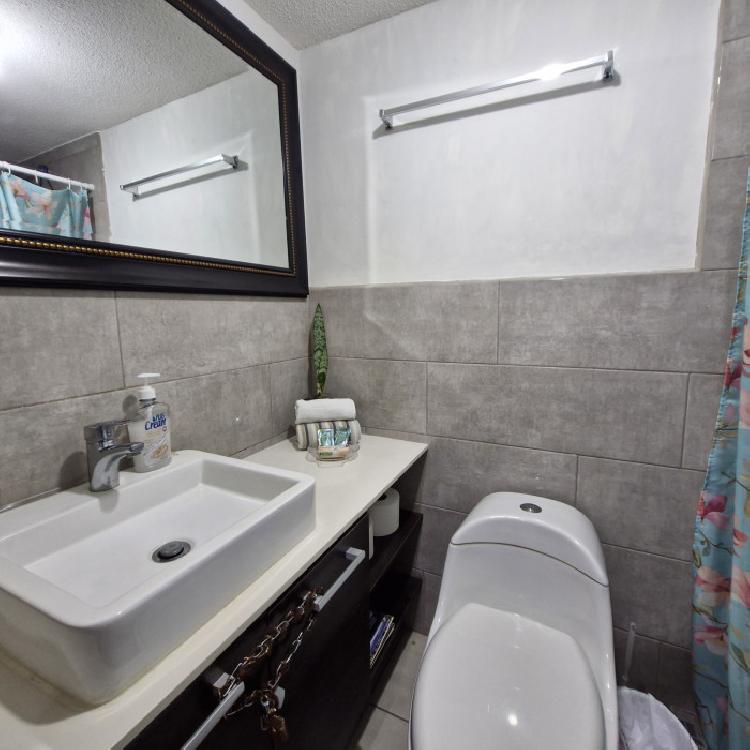 Apartamento Amueblado en Venta/Renta en Zona 4