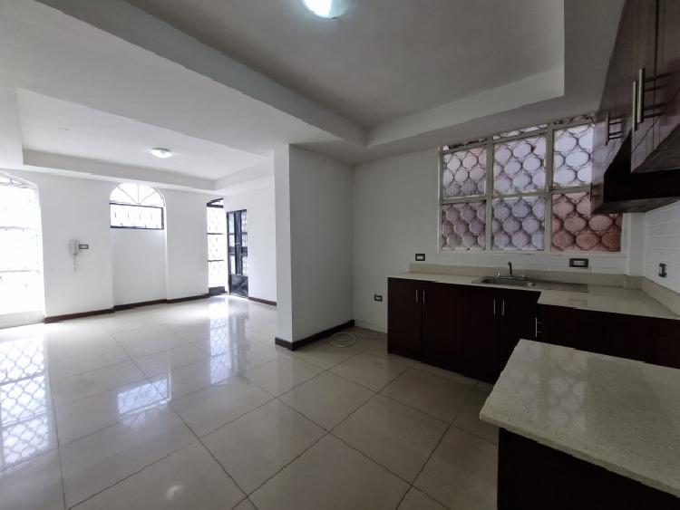 Apartamento en renta en zona 7 Colonia con seguridad