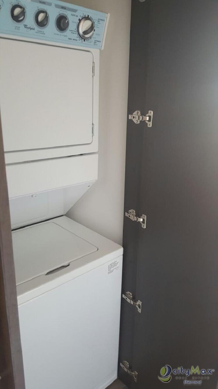 En renta Apartamento con Linea Blanca en Zona 10