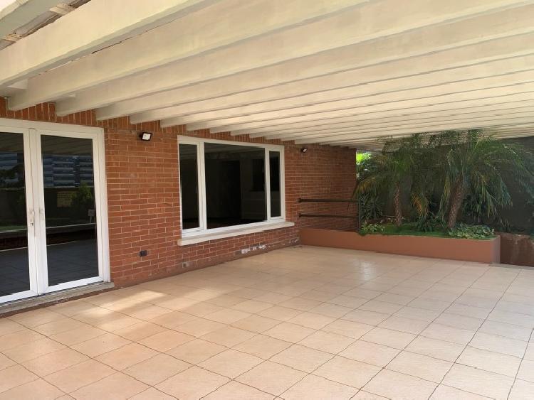 Apartamento en venta en nivel alto zona 15 San Lazaro