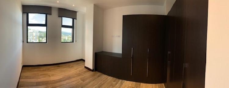 Apartamento en renta para estrenar en zona 15 VH1