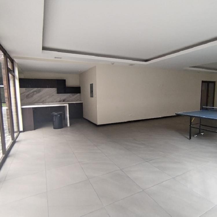 Apartamento en Venta en céntrico edificio zona 9