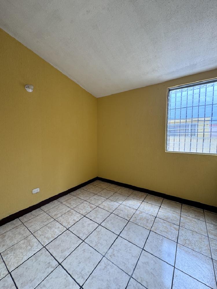 Casa en Venta en Residencial privado en zona 18