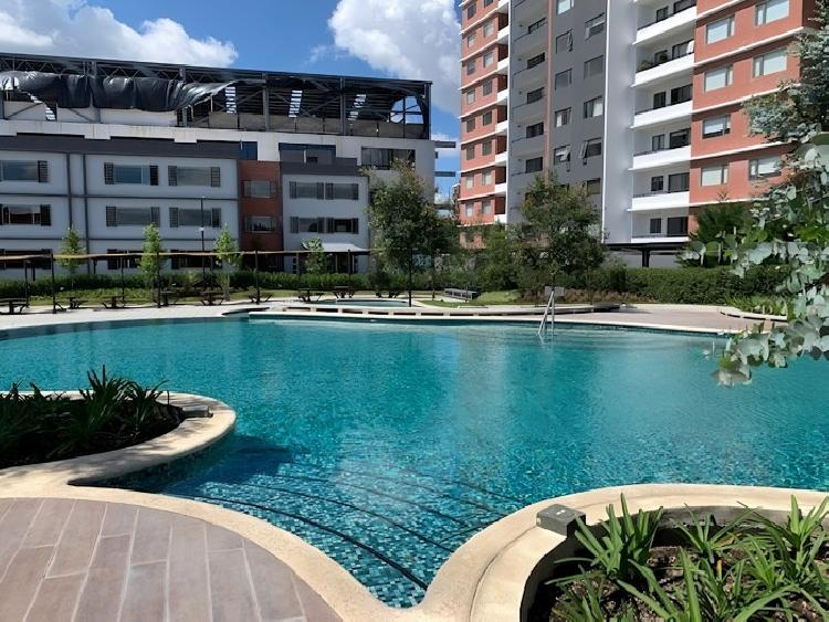 Apartamento en venta en Plaza Segheria zona 14