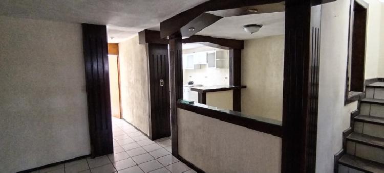 Alquiler Casa en condominio Zona 10 de Mixco