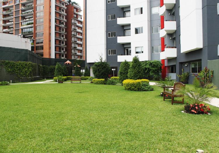 Apartamento en renta en zona 14 Edificio Attica