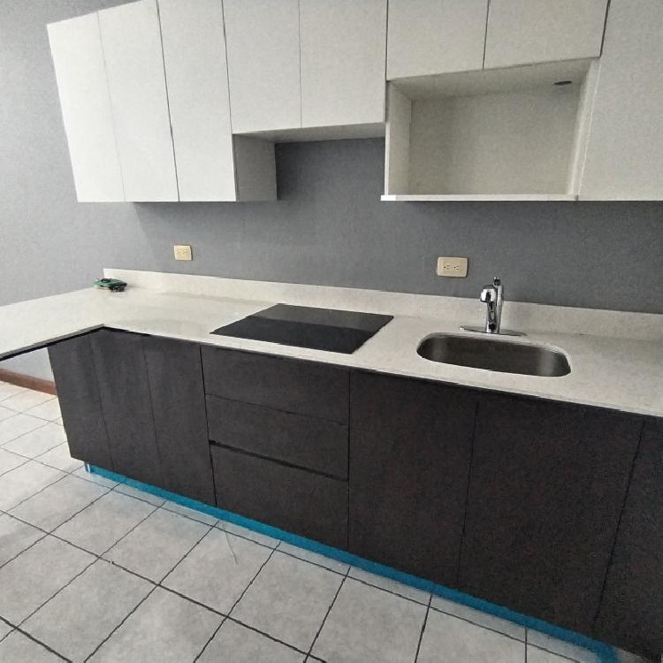 Apartamento en Renta en Zona 5 Colonia Vivibien 