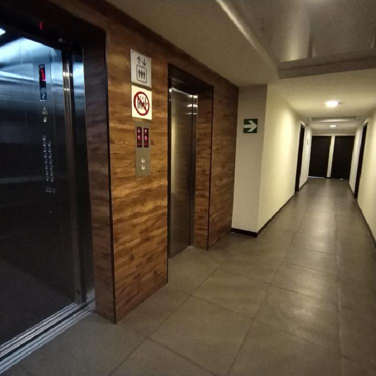 Apartamento en Venta en céntrico edificio zona 9