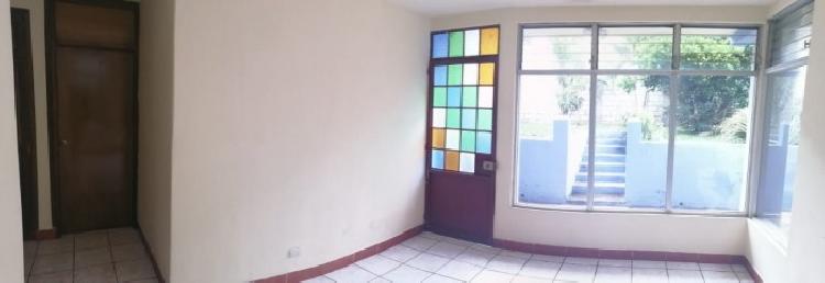 CASA EN VENTA EN PINARES DE SAN CRISTOBAL 