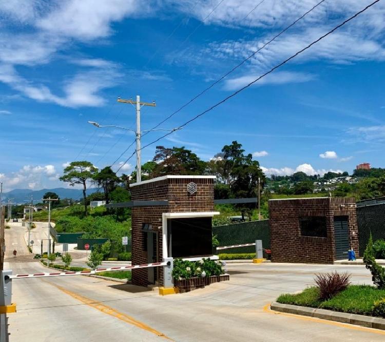 Casa en renta en condominio de Boca del Monte